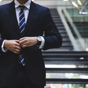 Imagen de portada para Curso online Curso Integral de Derecho para Estudiantes Universitarios