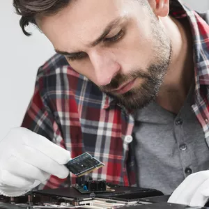 Imagen de portada para Ebook CURSO PROFESIONAL TÉCNICO EN PC , LAPTOPS Y CELULARES