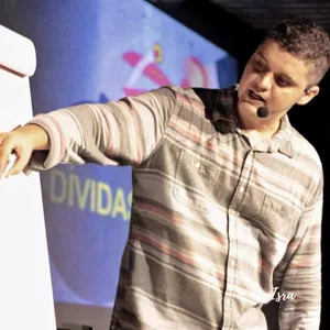 Imagem do curso Investindo em ações com tranquilidade