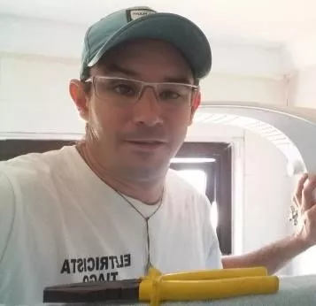 EDUARDO SILVA