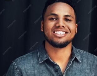 Jorge L., Freelancer.