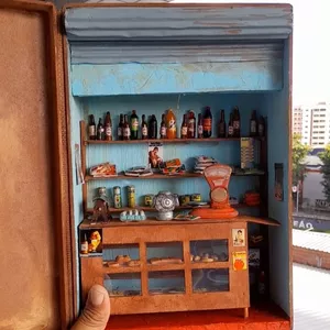 Imagem de capa para o Curso online Curso de miniatura de mercearia antiga