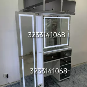 Imagen de portada para Ebook Tocadores Hollywood: Ilumina tu Belleza en Medellín