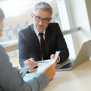 Imagem de capa para o Curso online COMO SE TORNAR UM CORRESPONDENTE BANCÁRIO (Trabalhando para os maiores Bancos) Na Área que Mais Cresce, começando do ABSOLUTO ZERO!