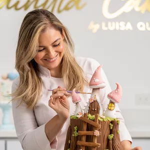 Imagen de portada para Curso online  Cake Designer Pro - Diplomado de Pastelería&nbsp;Creativa