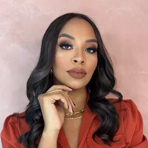 Imagem de capa para o Curso online Ascensão Lash Designer - Do zero ao profissional 