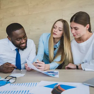 Imagen de portada para Ebook Curso básico de Finanzas