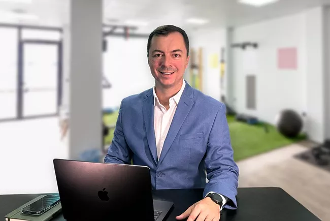 Foto do fisioterapeuta Dr. Rodrigo Oliveira