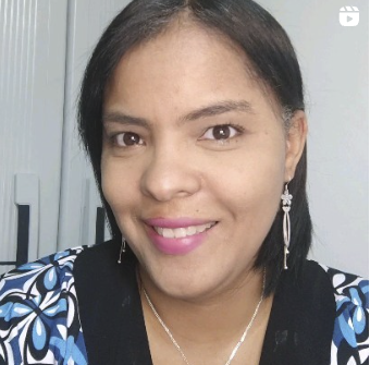 María Esther @kosasdeeva