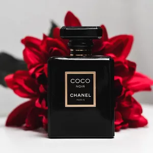 Imagen de portada para Curso online Fragancias Exclusivas para la Mujer Moderna: Encuentra tu Aroma Ideal