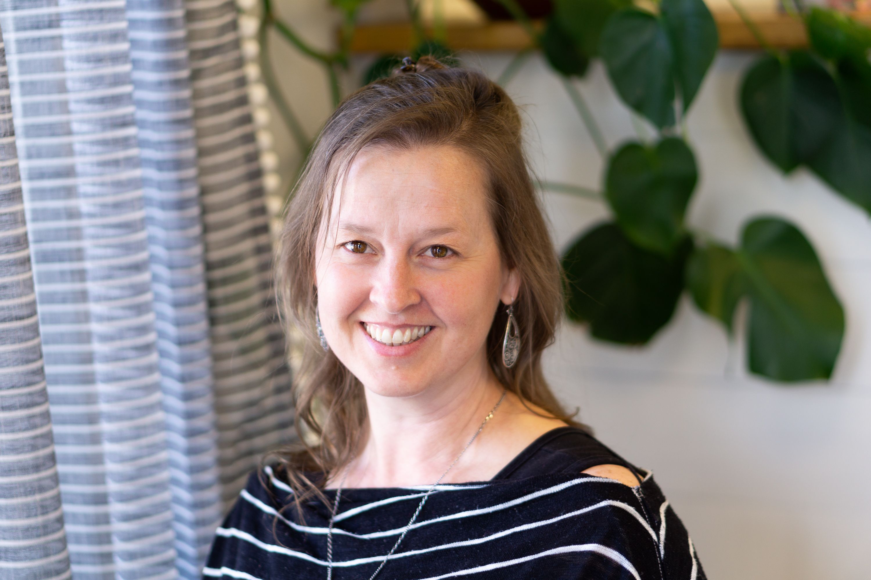 Kelly Chambers - DAHM, L.Ac, MAOM, Dipl.Ac