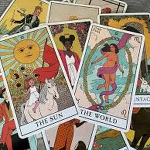 Imagem de capa para o Curso online Curso de Tarot Nível 1 com João Vieira de Amorim - As Cartas