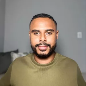 Imagem de capa para o Serviço online Mentoria 1:1 - Vinícius Galvão