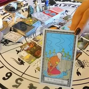 Image de couverture pour le Cours en ligne Tarot Oui Non Fiable ☎️ Dévoilez Votre Destin !
