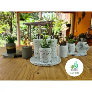 Imagem de capa para o Curso online Curso Profissional - Decoração em Cimento - Nature Handmade