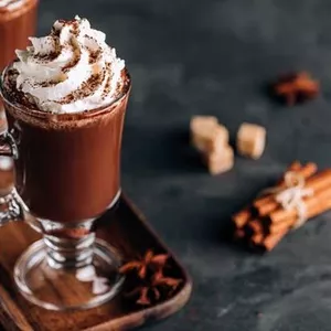 Imagem de capa para o Ebook Chocolate Quente Cremoso