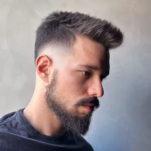 Imagem de capa para o Curso online Aulão - FAUX HAWK com MID FADE