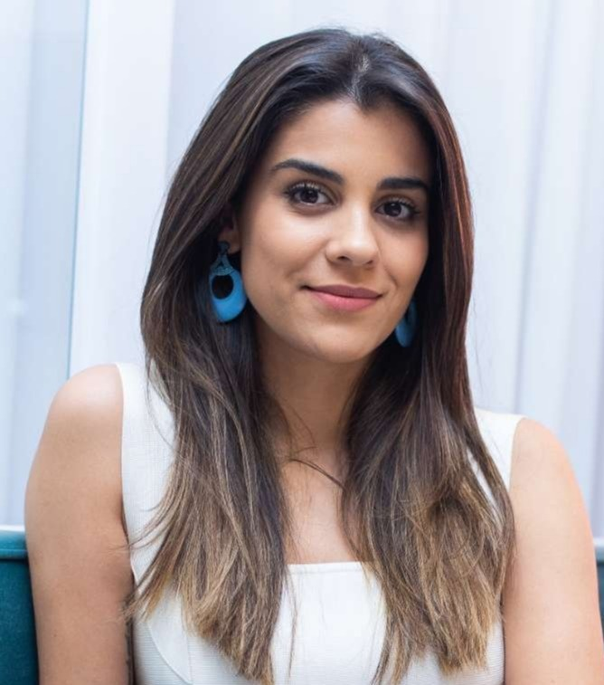 Marina Naves