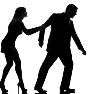 Imagem de capa para o Ebook 10 Maneiras de Identificar uma Pessoa com Transtorno Narcisista 