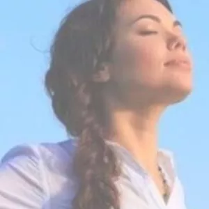 Imagem de capa para o Ebook Aline Araújo - Ebook Lidando com a ansiedade diariamente 