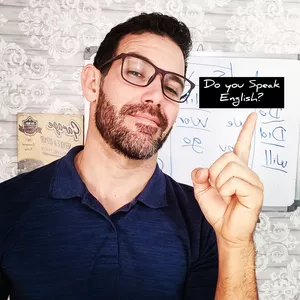 Imagem de capa para o Curso online Easy English com teacher Germano