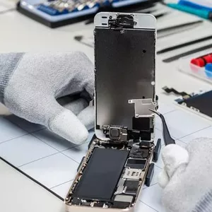 Imagen de portada para Curso online Curso de reparación de celulares