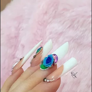 Imagem do curso 4 em 1 avançado- técnicas em gel avançado e francesas reversas 