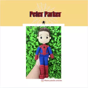 Imagem de capa para o Curso online Amigurumi do Homem Aranha| Padrão by Priscila de Oliveira