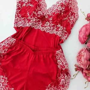 Imagem de capa para o Ebook pijama Denise