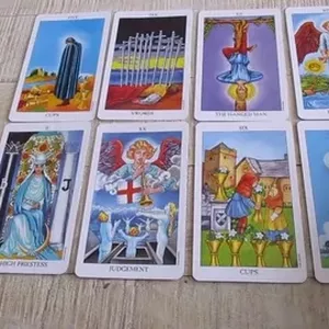 Imagen de portada para Curso online 🌟 Pregúntale Al Oráculo: Descubre Tu Destino Con Nuestro Tarot 🌟
