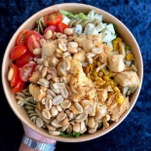 Imagem de capa para o Ebook 80 receitas fáceis para uma dieta deliciosa