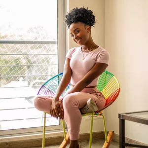 Imagen de portada para Curso online Guía completa del cabello Afro/Rizado