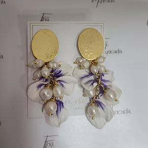 Imagen de portada para Curso online Taller de Flores con Arcilla Polimérica 