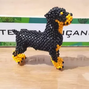 Imagem de capa para o Curso online Rottweiler de miçangas passo a passo 