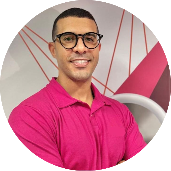 Juan, Coordinador del Área de Producción  Industria Farmacéutica.