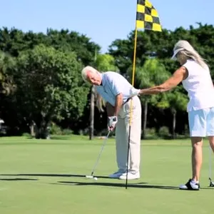 Imagem de capa para o Ebook Golfe para Idosos!