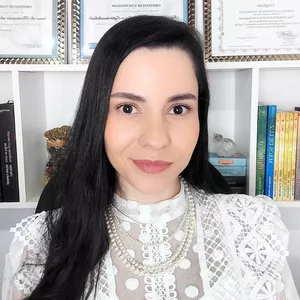 Imagem de capa para o Curso online Menina de Ouro - Programa Terapêutico