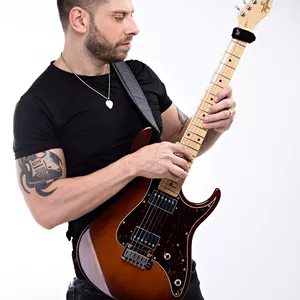 Imagem principal do produto  Dominando a Guitarra Técnica - Mauricio Alabama