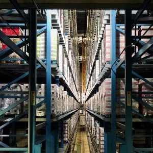 Imagem de capa para o Ebook Capacitação em Otimização de Operações e Liderança para o Setor Logístico