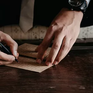 Imagen de portada para Ebook Domina la Contratación Pública en Colombia: Guía para Arquitectos e Ingenieros