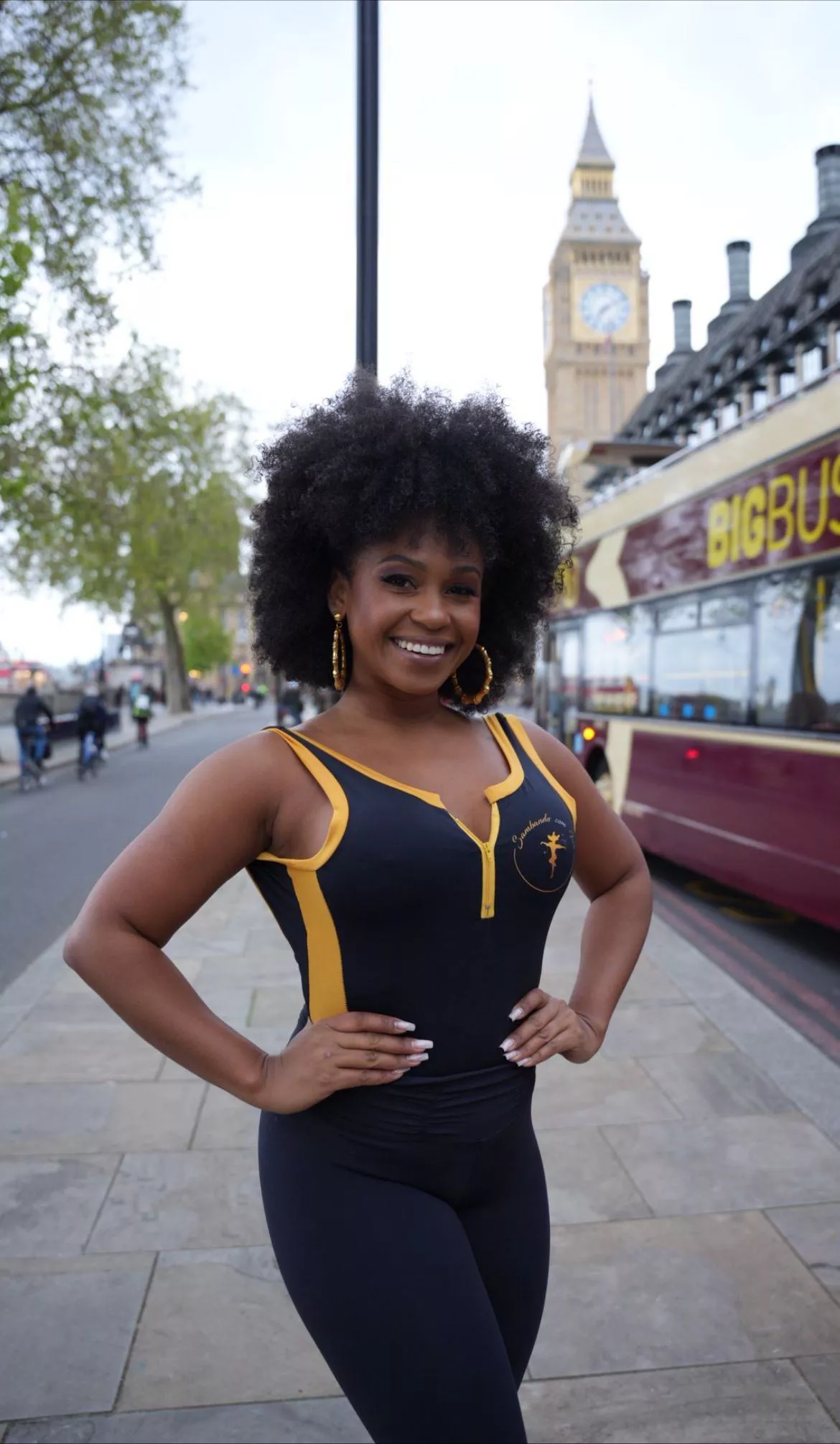 Iuli Caroline Big Ben Londres