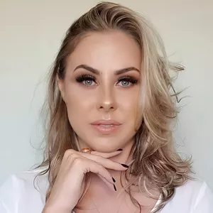 Imagem de capa para o Curso online AUTOMAQUIAGENS PRÁTICAS E BLINDADAS