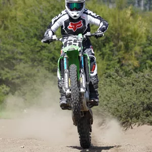 Imagen de portada para Curso online Tecnica, Estrategia y Rendimiento en el Motocross Profesional