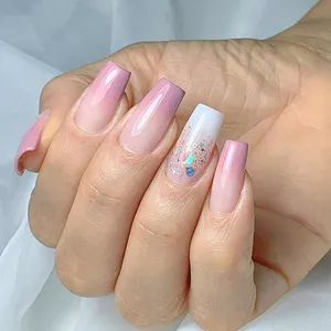 Imagem de capa para o Curso online Nail arts famosinhas