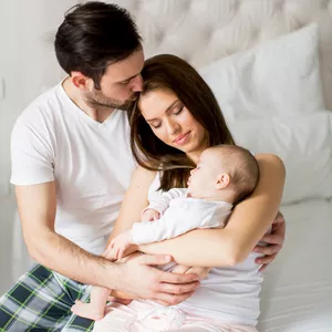 Imagem de capa para o Ebook  A Chave para um Bebê Feliz e Tranquilo nos Primeiros 6 meses