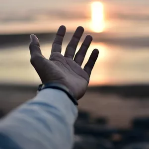 Imagen de portada para Ebook Guía digital de sanación y superación: recursos para desafíos emocionales