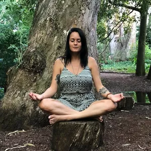 Imagem de capa para o Curso online Detox Mental e Emocional