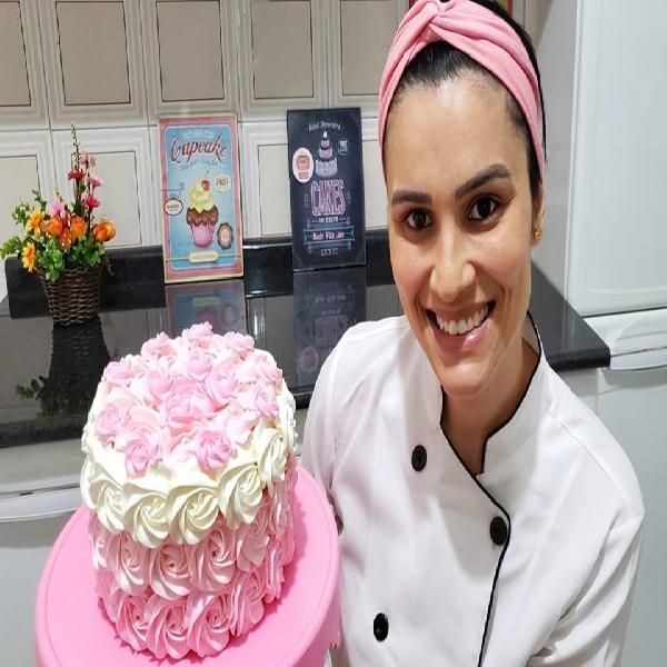 Imagem do curso Curso de Bolos Soraia Cakes