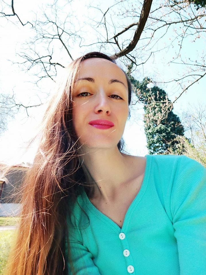 Tyara, Natural Beauty&amp;Cosmetics Specialist