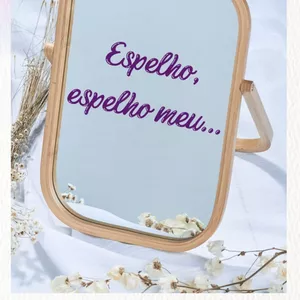 Imagem de capa para o Ebook Espelho, espelho meu... um momento de reflexão e autoconhecimento.